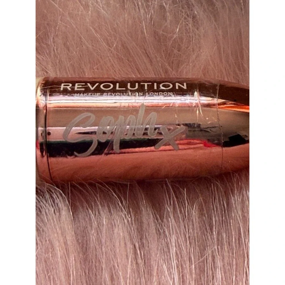 Revolution x Soph Nude Lipstick “Fudge” • Choc. Brown Nude • NEW • Cruelty‑Free